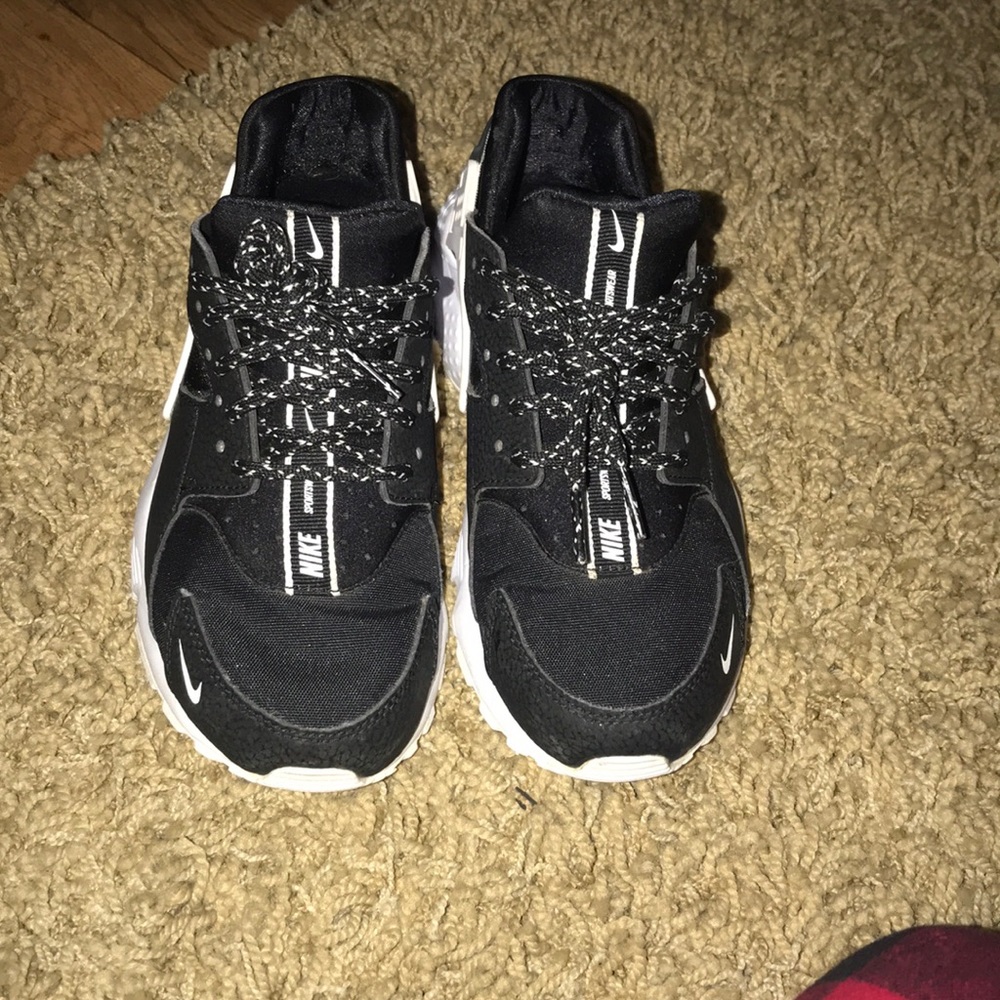 Nike huaraches